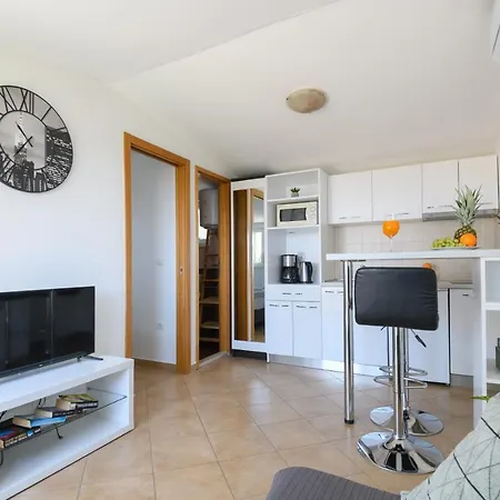 Vista Apartment