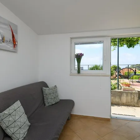 Vista Apartment