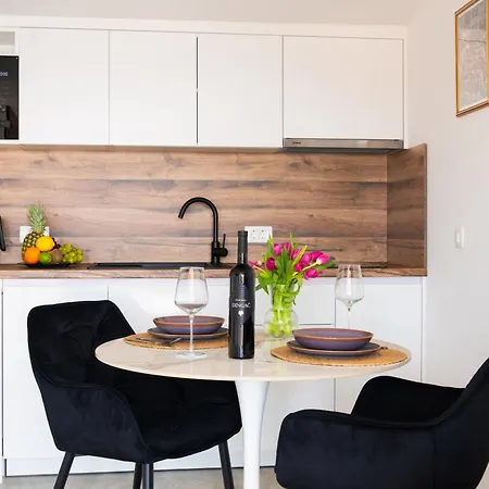 Vista Apartment